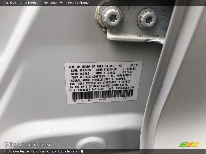 Bellanova White Pearl / Ebony 2016 Acura ILX Premium