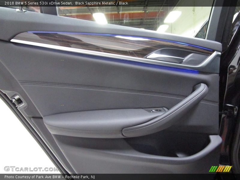 Black Sapphire Metallic / Black 2018 BMW 5 Series 530i xDrive Sedan