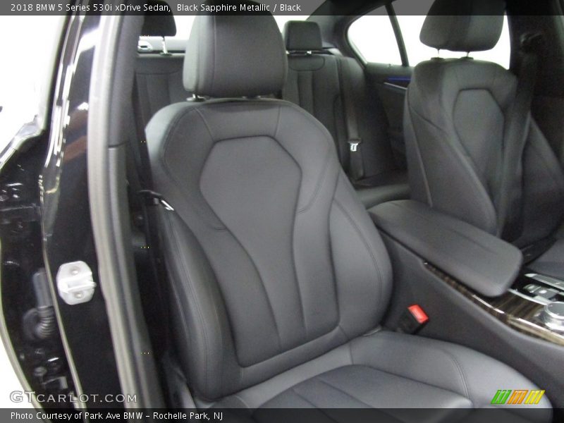 Black Sapphire Metallic / Black 2018 BMW 5 Series 530i xDrive Sedan