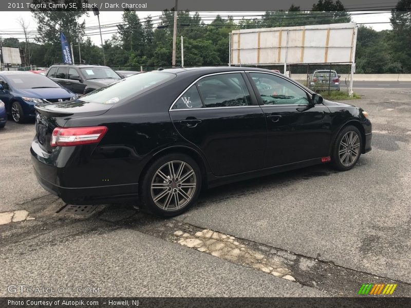 Black / Dark Charcoal 2011 Toyota Camry SE