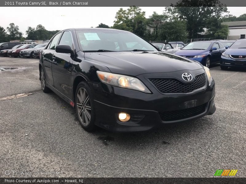 Black / Dark Charcoal 2011 Toyota Camry SE