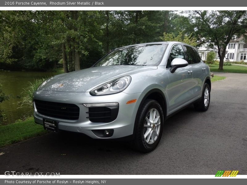 Rhodium Silver Metallic / Black 2016 Porsche Cayenne