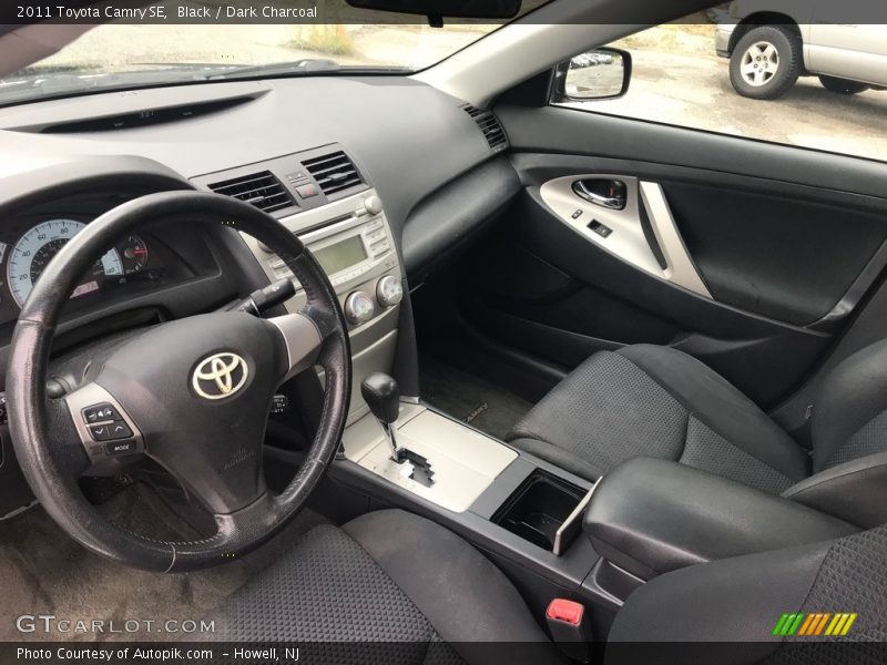 Black / Dark Charcoal 2011 Toyota Camry SE