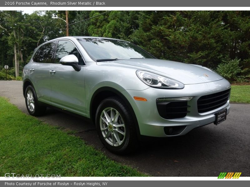 Rhodium Silver Metallic / Black 2016 Porsche Cayenne