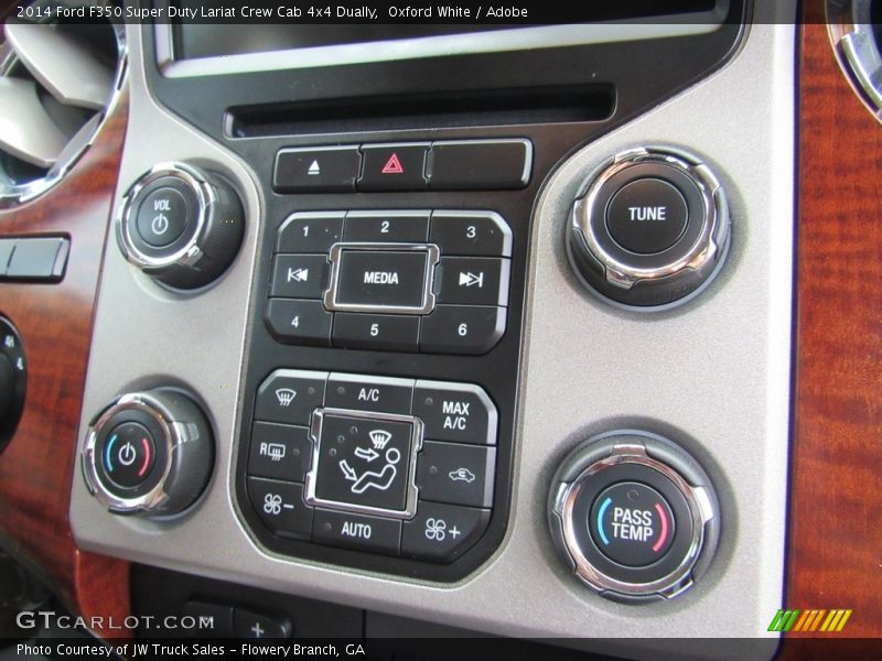 Oxford White / Adobe 2014 Ford F350 Super Duty Lariat Crew Cab 4x4 Dually