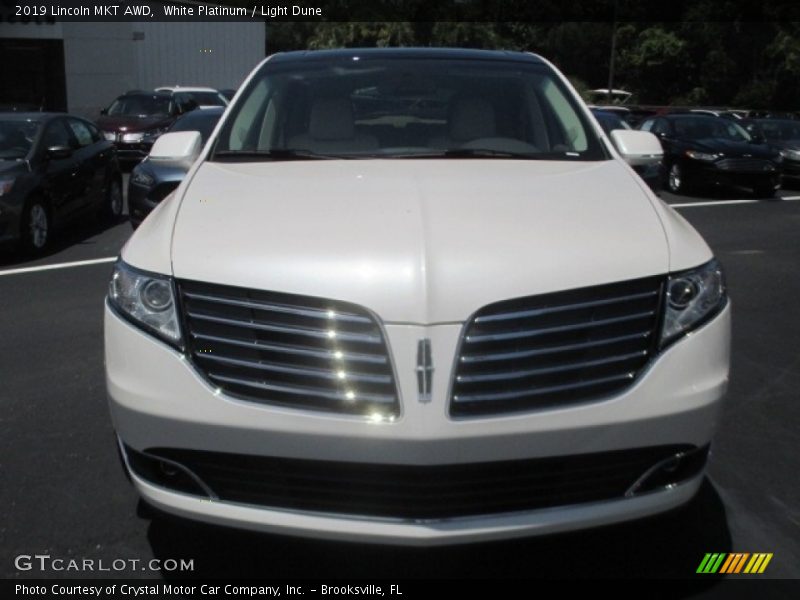 White Platinum / Light Dune 2019 Lincoln MKT AWD