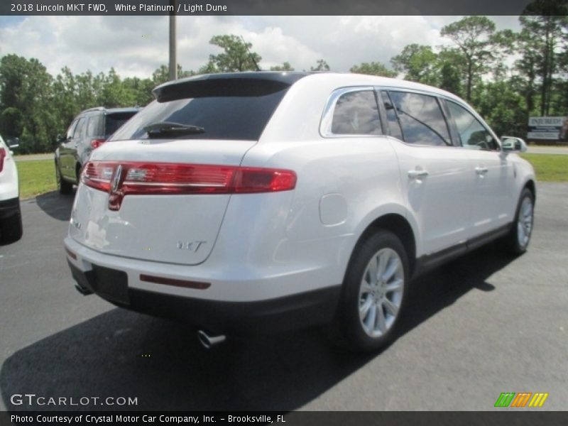 White Platinum / Light Dune 2018 Lincoln MKT FWD