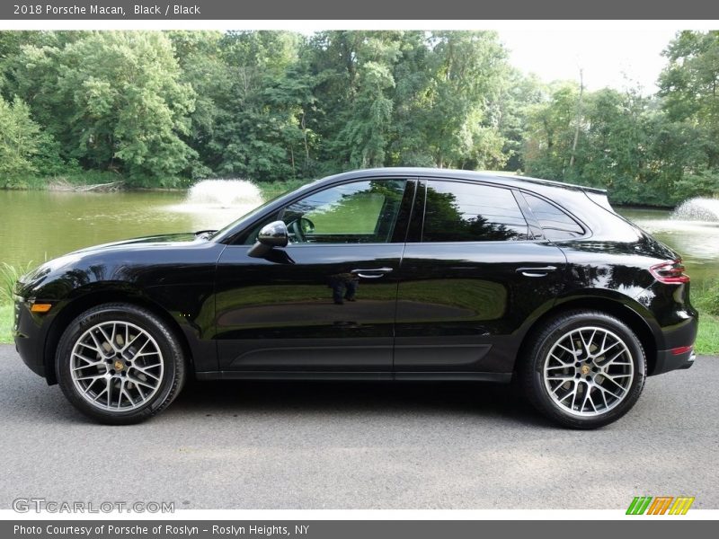 Black / Black 2018 Porsche Macan