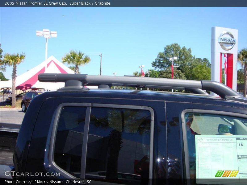 Super Black / Graphite 2009 Nissan Frontier LE Crew Cab