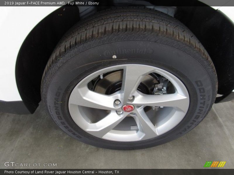 Fuji White / Ebony 2019 Jaguar F-PACE Premium AWD