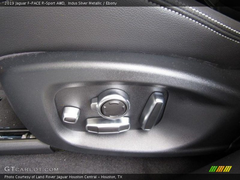 Indus Silver Metallic / Ebony 2019 Jaguar F-PACE R-Sport AWD