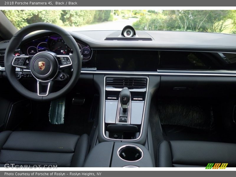 Black / Black 2018 Porsche Panamera 4S