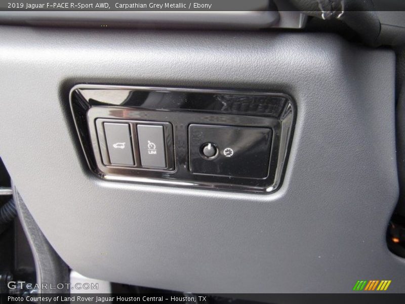 Carpathian Grey Metallic / Ebony 2019 Jaguar F-PACE R-Sport AWD