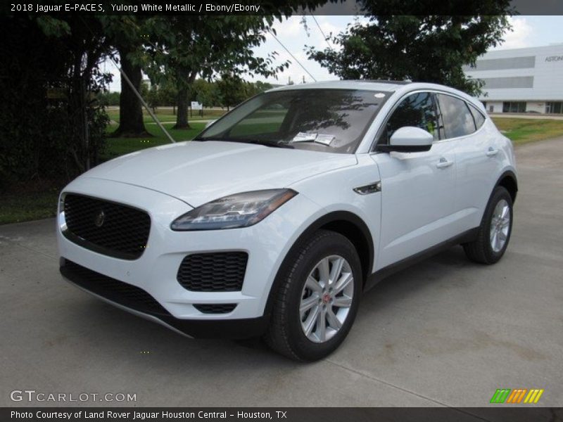 Yulong White Metallic / Ebony/Ebony 2018 Jaguar E-PACE S