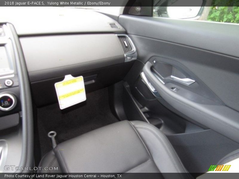 Yulong White Metallic / Ebony/Ebony 2018 Jaguar E-PACE S