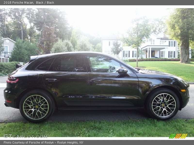Black / Black 2018 Porsche Macan