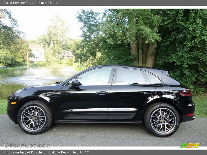 Black / Black 2018 Porsche Macan