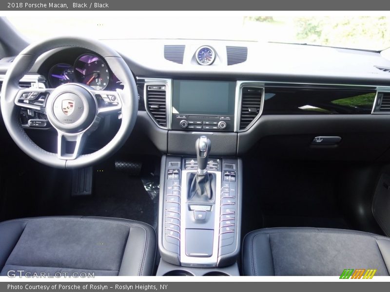 Black / Black 2018 Porsche Macan