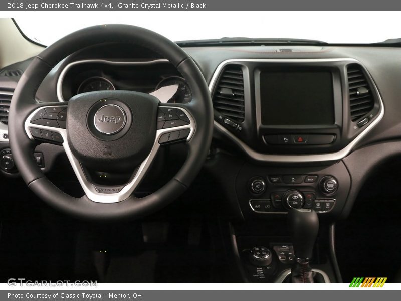 Granite Crystal Metallic / Black 2018 Jeep Cherokee Trailhawk 4x4