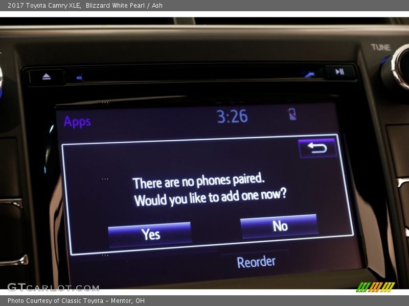 Blizzard White Pearl / Ash 2017 Toyota Camry XLE