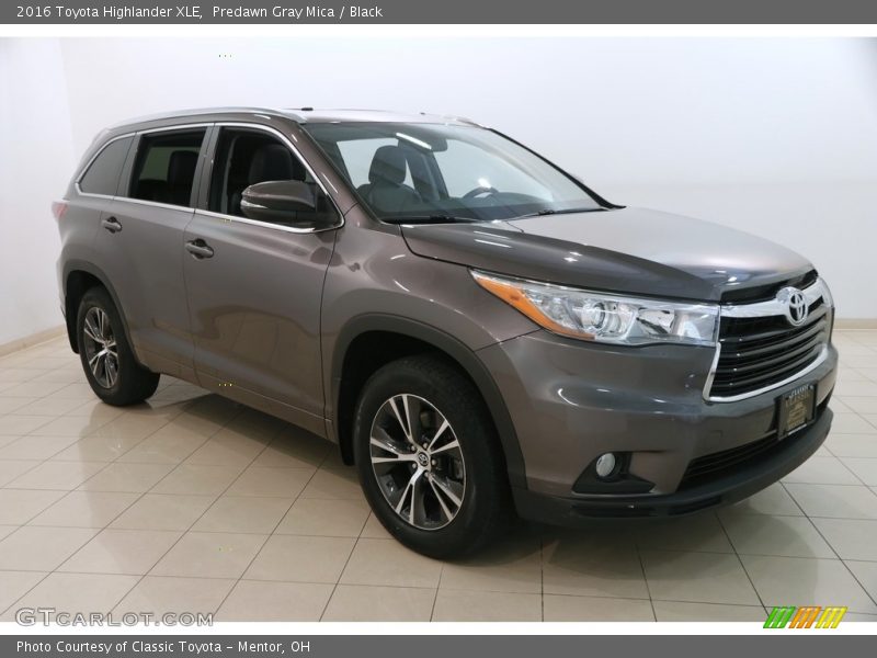 Predawn Gray Mica / Black 2016 Toyota Highlander XLE
