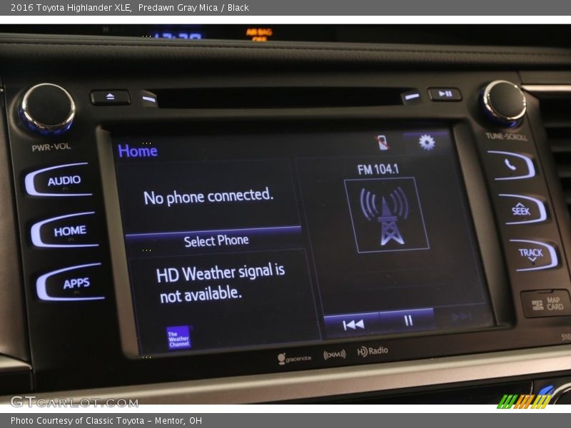 Predawn Gray Mica / Black 2016 Toyota Highlander XLE