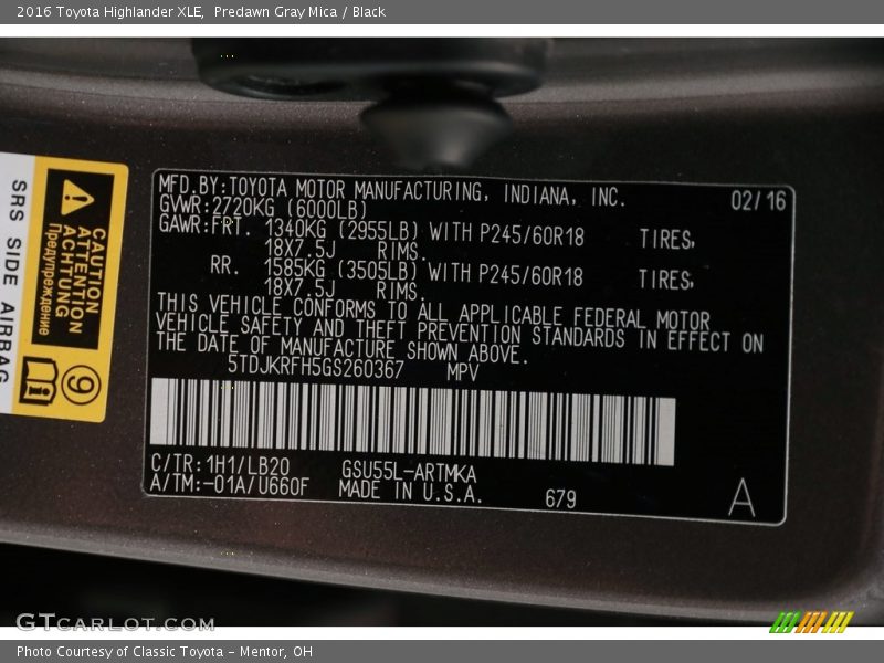 Predawn Gray Mica / Black 2016 Toyota Highlander XLE