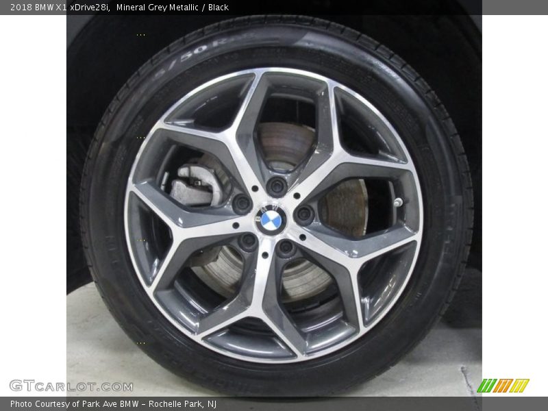 Mineral Grey Metallic / Black 2018 BMW X1 xDrive28i
