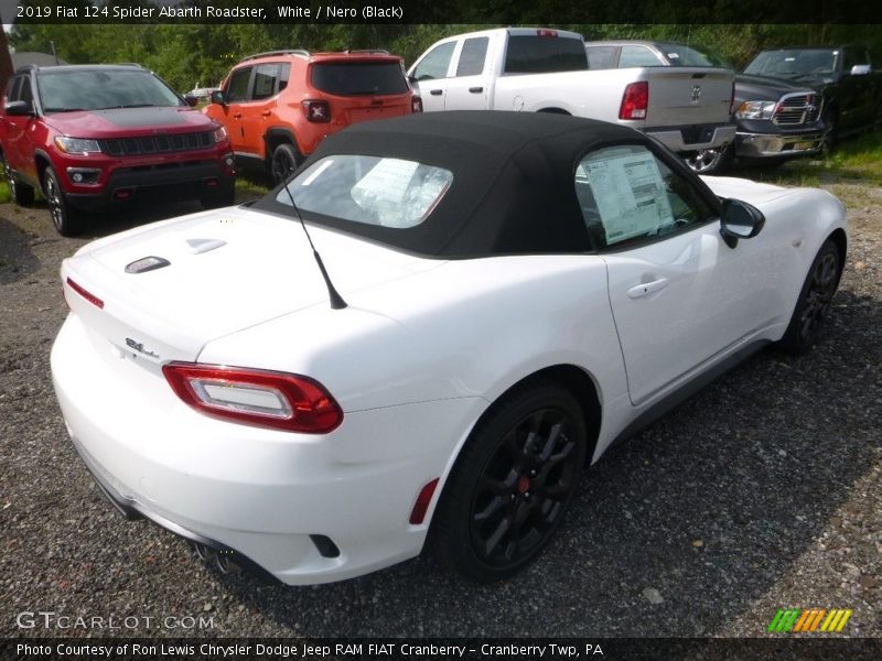 White / Nero (Black) 2019 Fiat 124 Spider Abarth Roadster