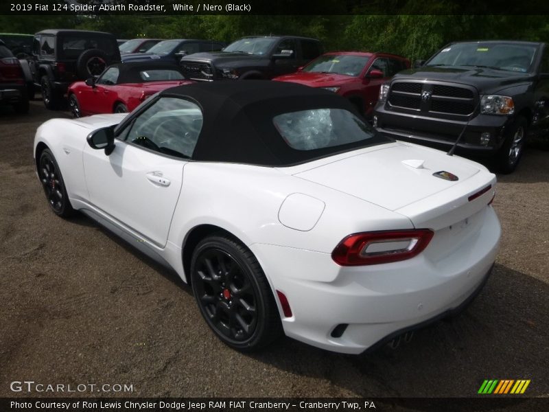 White / Nero (Black) 2019 Fiat 124 Spider Abarth Roadster
