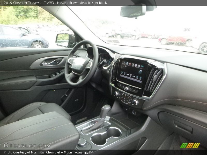 Havana Brown Metallic / Jet Black 2019 Chevrolet Traverse LT AWD
