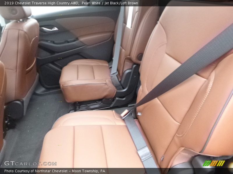 Pearl White / Jet Black/Loft Brown 2019 Chevrolet Traverse High Country AWD