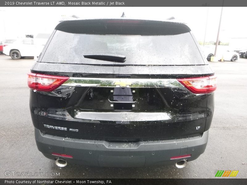 Mosaic Black Metallic / Jet Black 2019 Chevrolet Traverse LT AWD