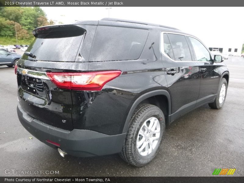 Mosaic Black Metallic / Jet Black 2019 Chevrolet Traverse LT AWD