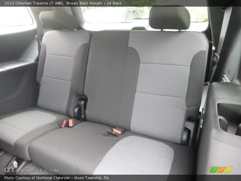 Mosaic Black Metallic / Jet Black 2019 Chevrolet Traverse LT AWD