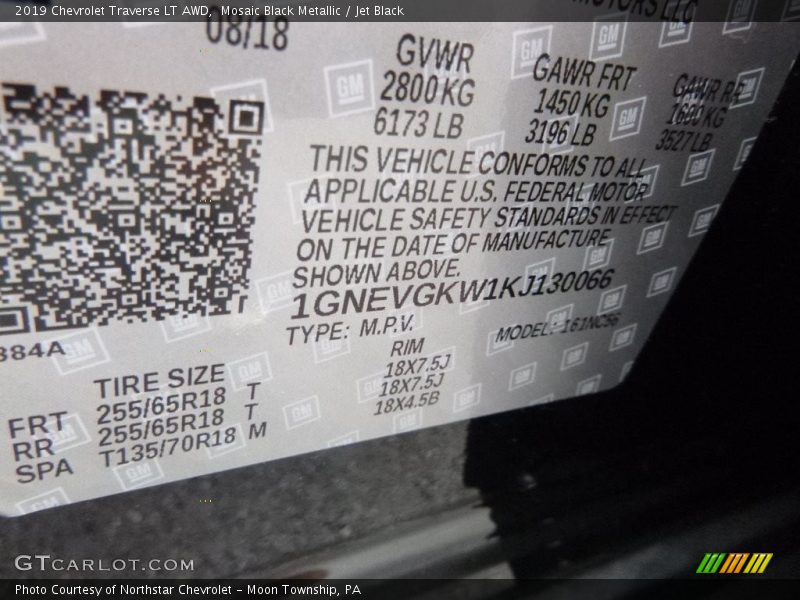 Mosaic Black Metallic / Jet Black 2019 Chevrolet Traverse LT AWD