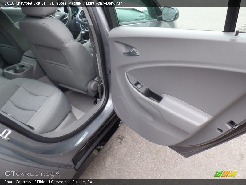 Satin Steel Metallic / Light Ash/­Dark Ash 2018 Chevrolet Volt LT