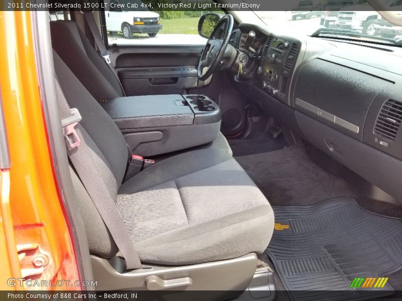 Victory Red / Light Titanium/Ebony 2011 Chevrolet Silverado 1500 LT Crew Cab 4x4