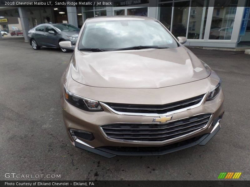 Sandy Ridge Metallic / Jet Black 2018 Chevrolet Malibu LT