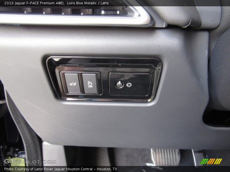 Loire Blue Metallic / Latte 2019 Jaguar F-PACE Premium AWD