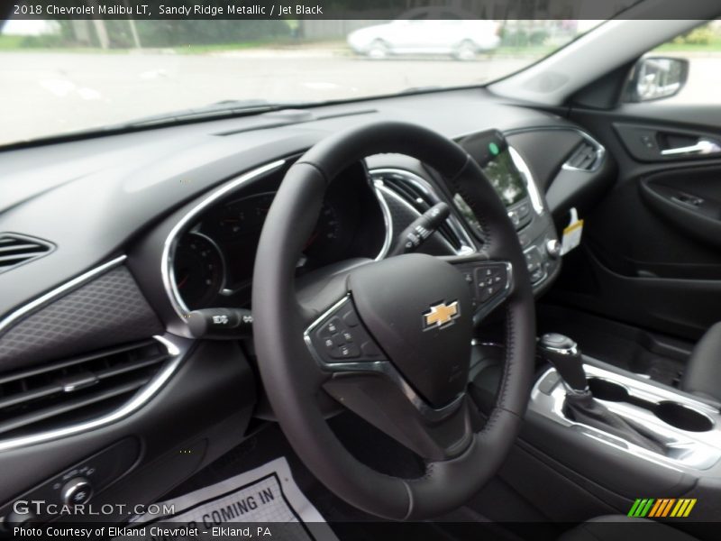 Sandy Ridge Metallic / Jet Black 2018 Chevrolet Malibu LT