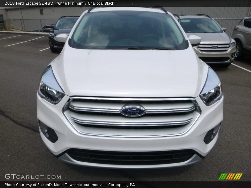 White Platinum / Charcoal Black 2018 Ford Escape SE 4WD