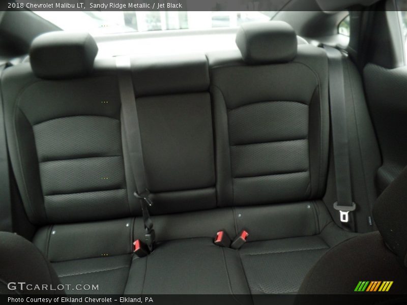 Sandy Ridge Metallic / Jet Black 2018 Chevrolet Malibu LT