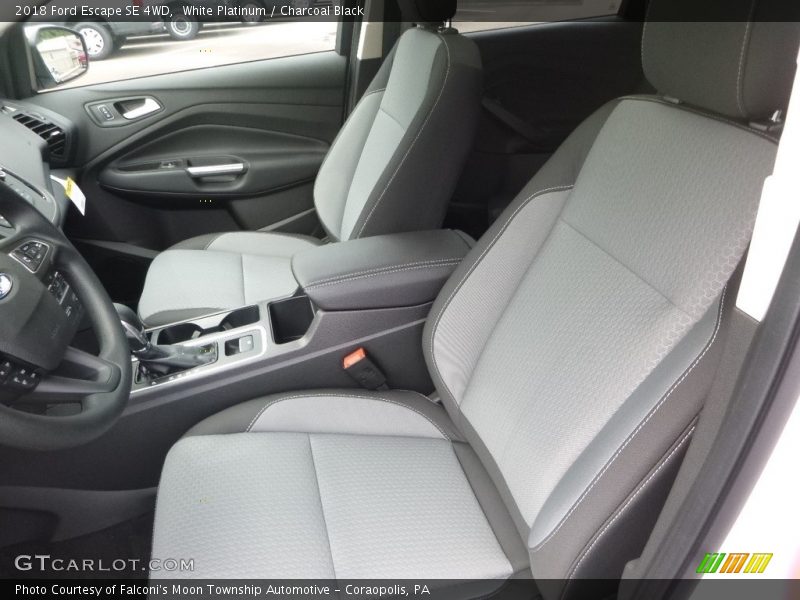 White Platinum / Charcoal Black 2018 Ford Escape SE 4WD