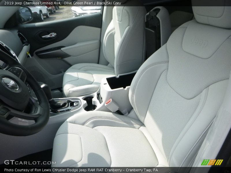 Olive Green Pearl / Black/Ski Grey 2019 Jeep Cherokee Limited 4x4