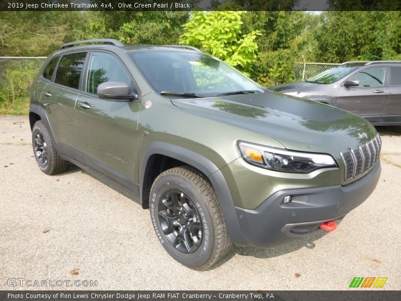 Olive Green Pearl / Black 2019 Jeep Cherokee Trailhawk 4x4