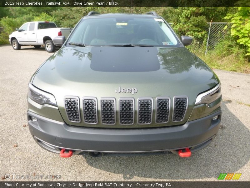 Olive Green Pearl / Black 2019 Jeep Cherokee Trailhawk 4x4