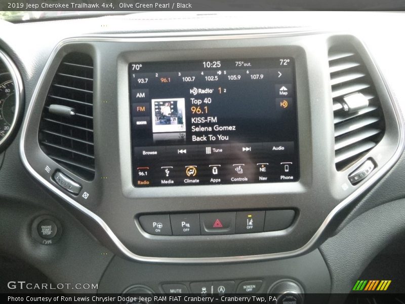 Olive Green Pearl / Black 2019 Jeep Cherokee Trailhawk 4x4