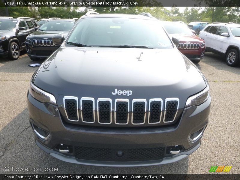 Granite Crystal Metallic / Black/Ski Grey 2019 Jeep Cherokee Overland 4x4