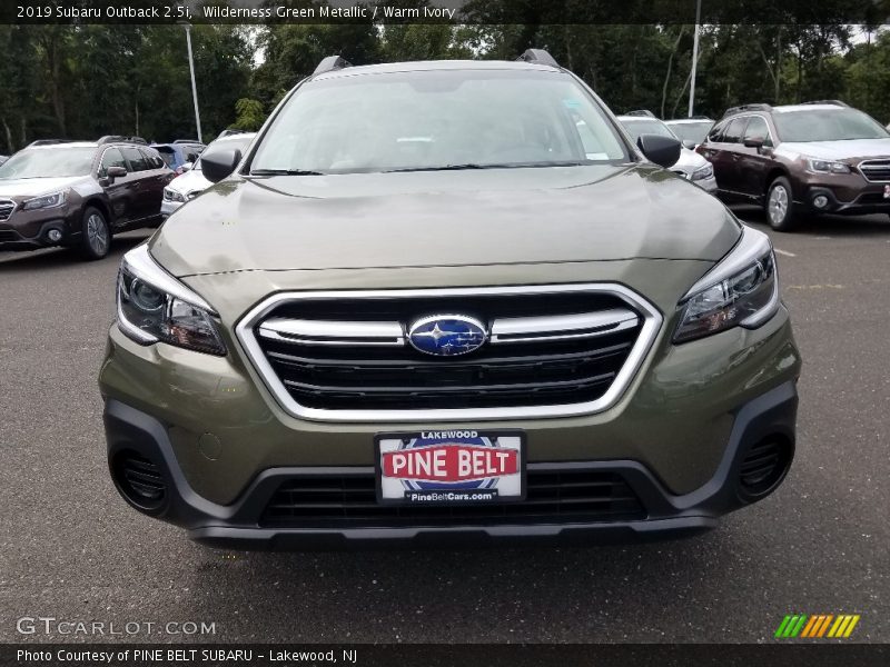 Wilderness Green Metallic / Warm Ivory 2019 Subaru Outback 2.5i